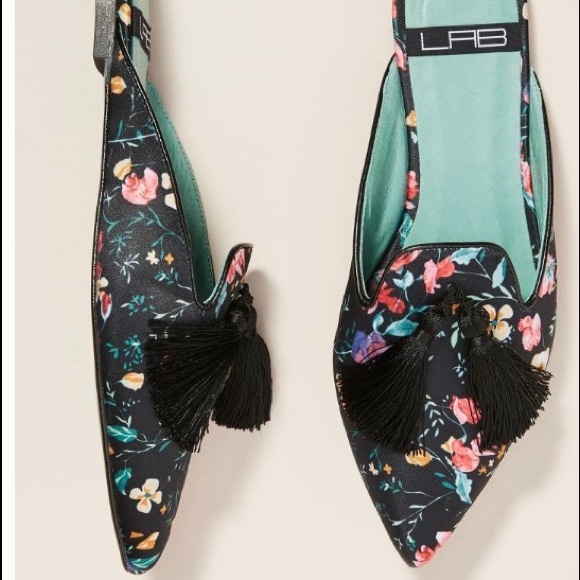 Anthropologie Floral Tasseled Slides size 36 New - Picture 3 of 8